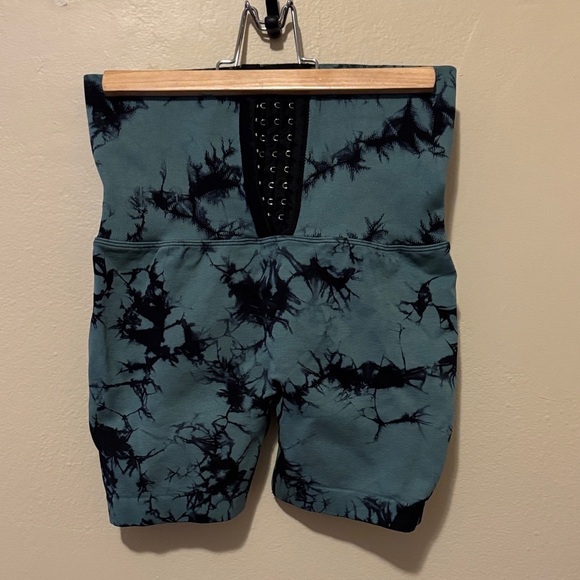 Pants - Tie-Dye High-Waisted Shorts with Lace-Up Detail